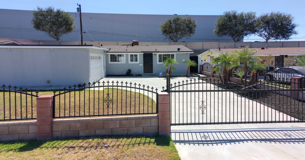 14020 Bora Dr: Gated Single Story Ranch with RV Parking